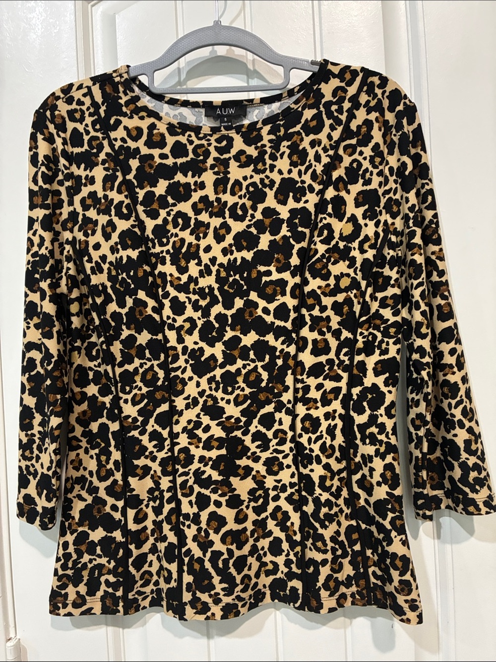 AUW Leopard-Print Long Sleeve  Top in Tan and Black N W O T
